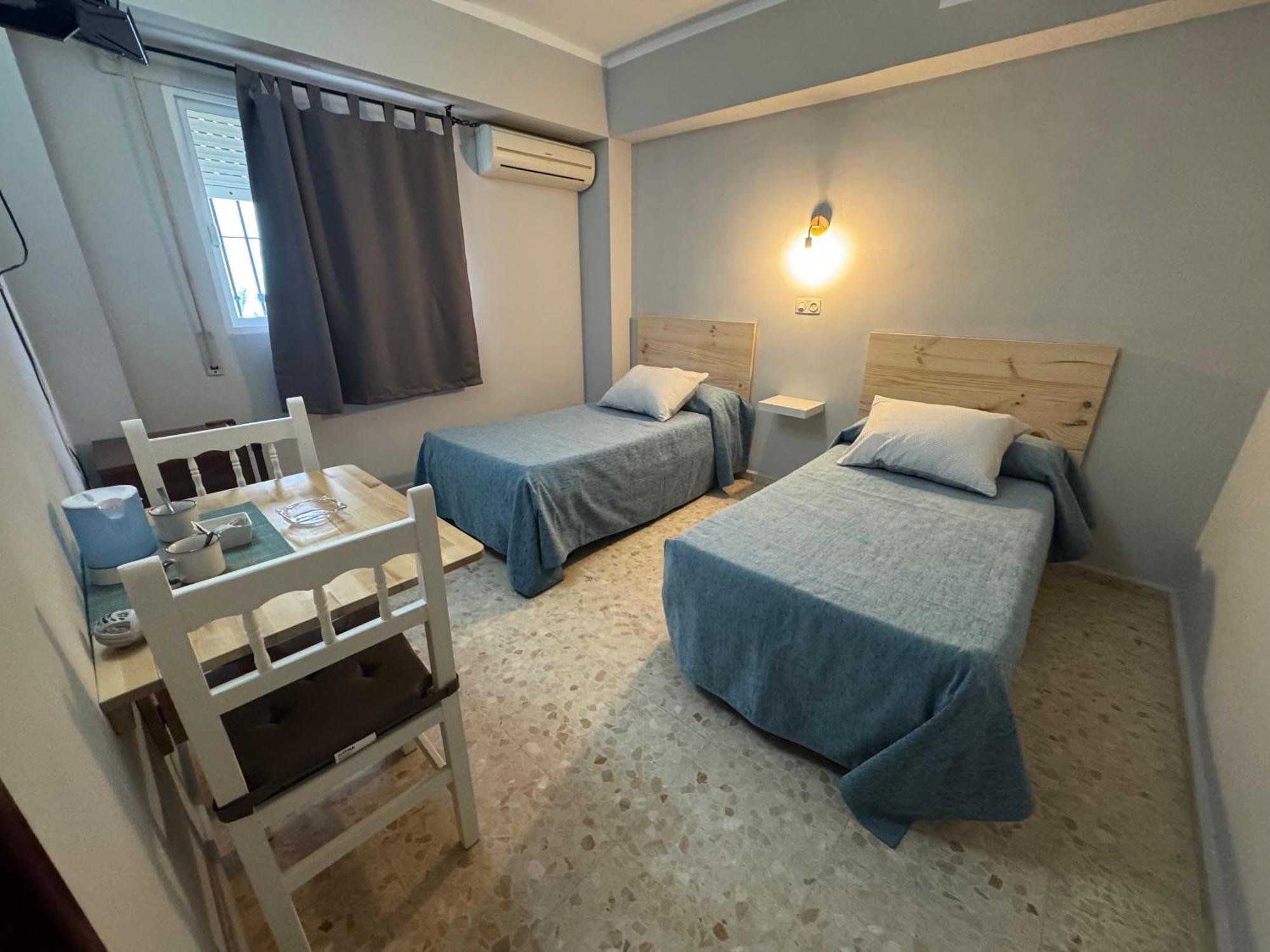 Hostal Miramar Los Canos De Meca Dış mekan fotoğraf