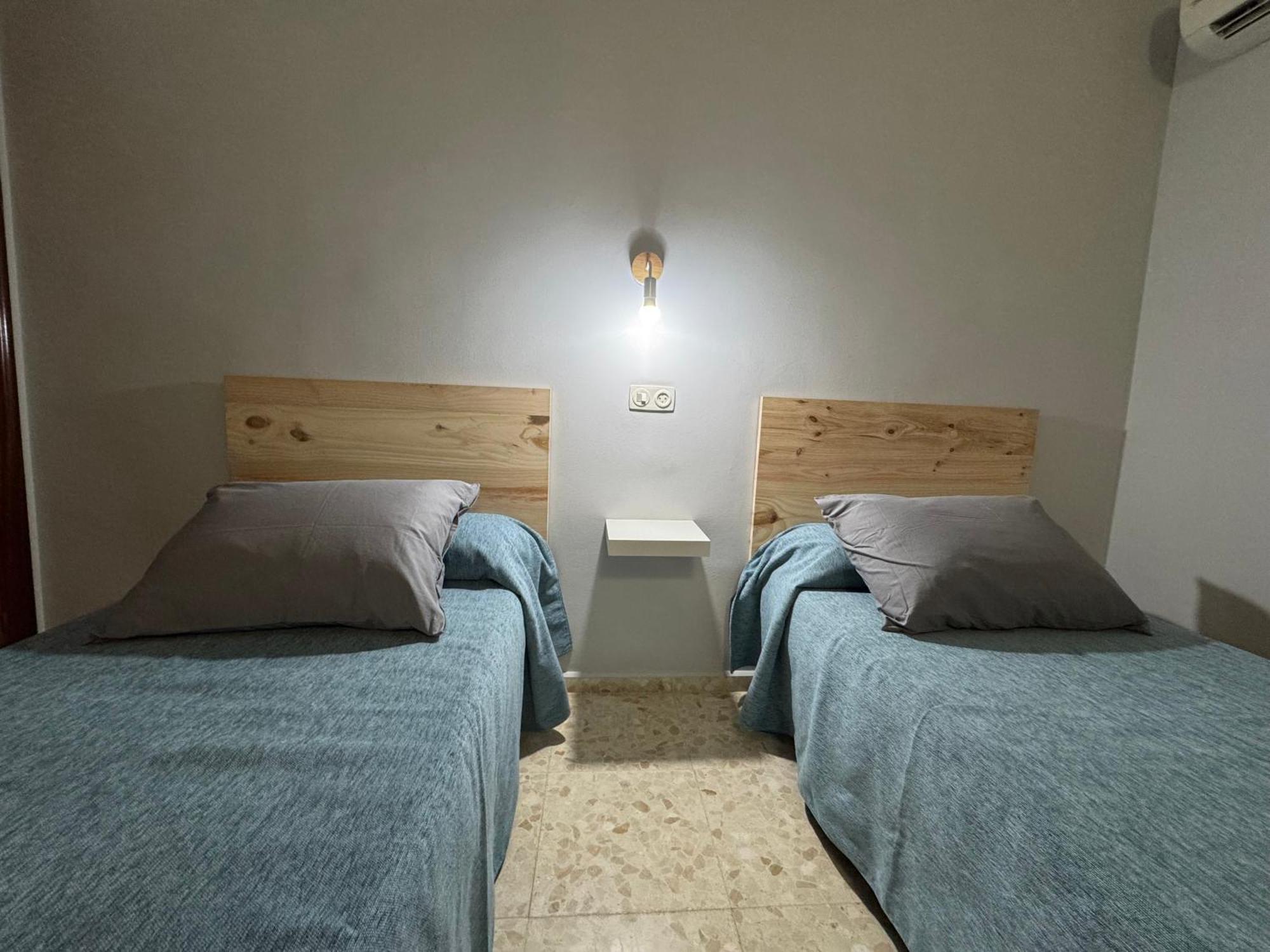 Hostal Miramar Los Canos De Meca Dış mekan fotoğraf